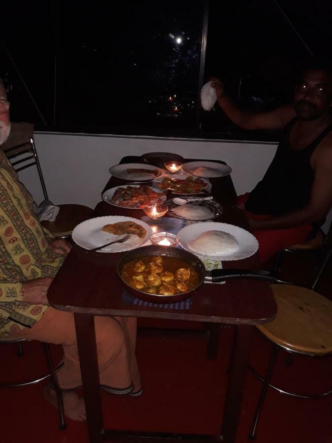 Kochi Seaway'S Inn מראה חיצוני תמונה